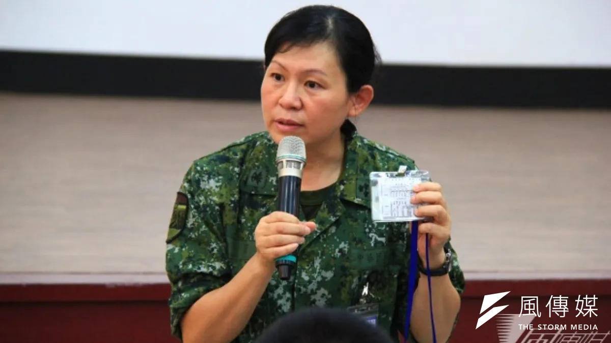馬防部政戰主任陳育琳晉升少將,這是馬英九總統任內首位晉升的女將軍,也是國軍有史以來第7位女將軍。(陸軍提供)
