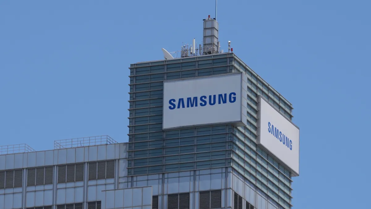 According to foreign media reports, the AI5 chip manufactured by Samsung for Tesla has completed tape-out and is expected to be integrated into Tesla's latest products soon. (File photo, AP)