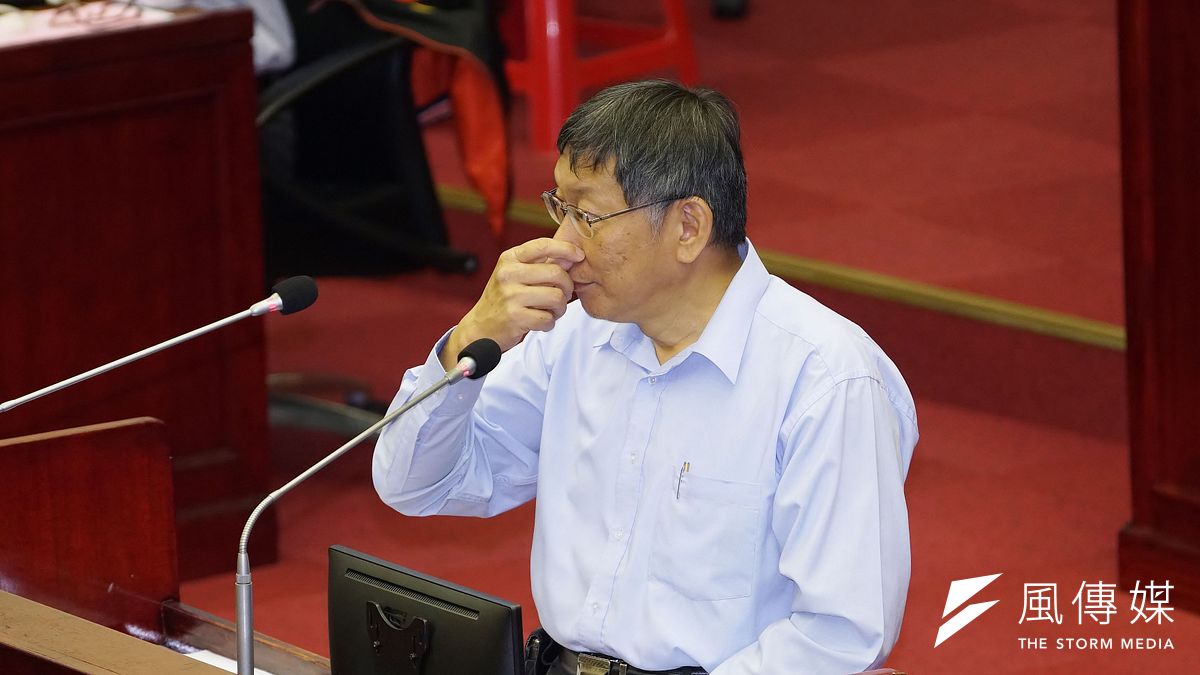 針對核心幕僚、台北市政府蔡壁如透露台北市長柯文哲(見圖)已在布局2024,對此,柯文哲出席市政總質詢時表示,還有4年,現在講這個太早了。(盧逸峰攝) 針對核心幕僚、台北市政府蔡壁如透露台北市長柯文哲(見圖)已在布局2024,對此,柯文哲出席市政總質詢時表示,還有4年,現在講這個太早了。(盧逸峰攝)