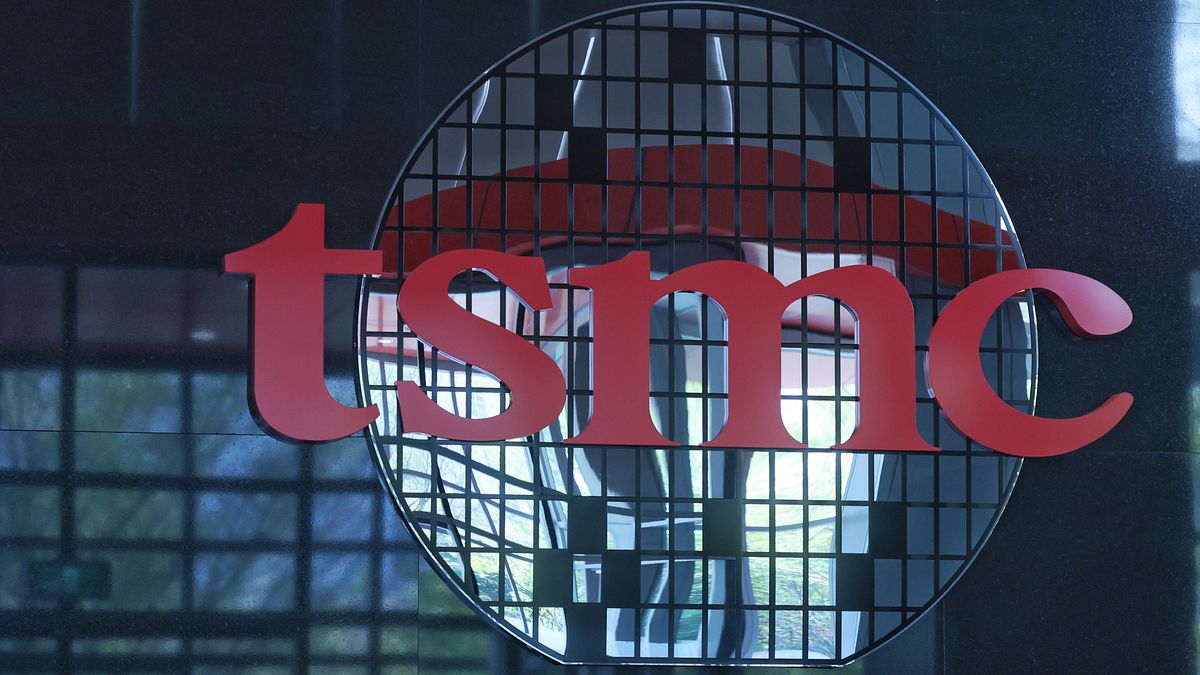 TSMCの株価が続けて最高値を更新し、加権指数を27,768.27ポイントの歴史的高値に押し上げた。これは台湾株式市場の上昇を支える重要な要素となった。(写真/柯承惠提供) TSMCの株価が続けて最高値を更新し、加権指数を27,768.27ポイントの歴史的高値に押し上げた。これは台湾株式市場の上昇を支える重要な要素となった。(写真/柯承惠提供)