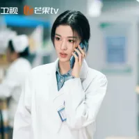 劉詩詩が『宮廷女官 若曦』で演じた若曦、李沁が『如懿伝〜紫禁城に散る宿命の王妃〜』で演じた寒香見、董潔が『華の家族』で演じた冷清秋はいずれも印象的な役柄として知られる。中でも、劉亦菲が『神鵰剣俠』で演じた小龍女は、多くのネットユーザーから「代わりのいない清冷系女神」として支持されている。(写真/Weiboより) 劉詩詩が『宮廷女官 若曦』で演じた若曦、李沁が『如懿伝〜紫禁城に散る宿命の王妃〜』で演じた寒香見、董潔が『華の家族』で演じた冷清秋はいずれも印象的な役柄として知られる。中でも、劉亦菲が『神鵰剣俠』で演じた小龍女は、多くのネットユーザーから「代わりのいない清冷系女神」として支持されている。(写真/Weiboより)