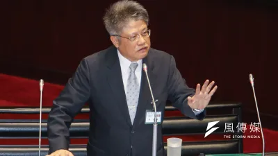 大法官被提名人許志雄答詢宣稱:「人不能違背良心,國歌第一句「三民主義」問題很多」、「台灣目前國號叫做中華民國,但在《聯合國憲章》指的中華民國是指中華人民共和國」、「台灣不是正常國家,中華民國是中國廢棄不用的國號」。(資料照,陳明仁攝)