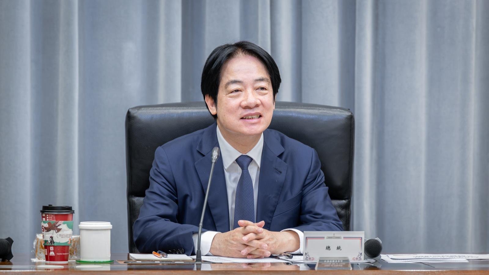 風評:四兆總預算寧可普發一萬,不肯為軍警消補編三百五十億?