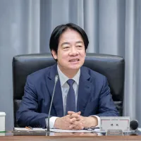 賴清德總統聽取「116年度中央政府總預算案」簡報第二次會議,宣布明年全民普發現金一萬元。(總統府官網) 賴清德總統聽取「116年度中央政府總預算案」簡報第二次會議,宣布明年全民普發現金一萬元。(總統府官網)
