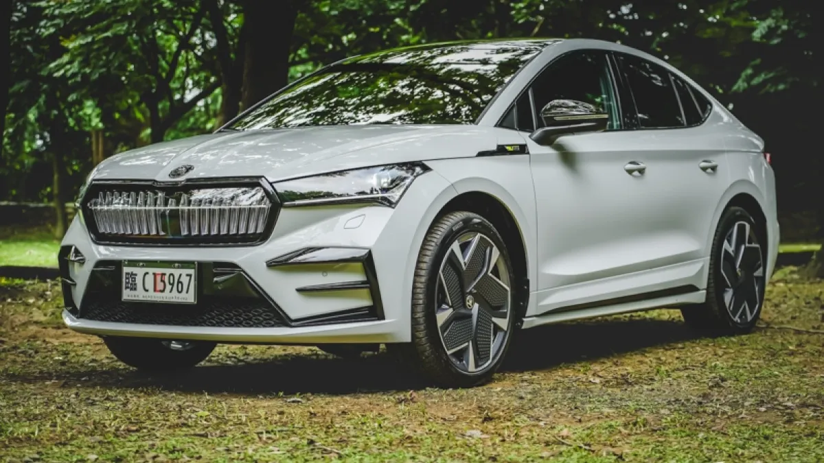 2025 Škoda Enyaq Coupé RS 試駕:電動跑旅新選擇,看起來、開起來都像燃油車的電動車,無痛油轉電的高CP值之作!