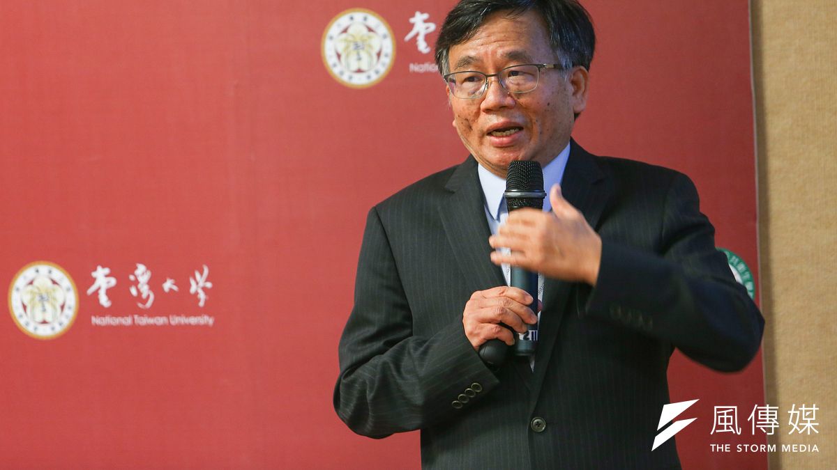 本土疫情嚴峻,台大公衛學院教授陳秀熙呼籲應對台北市萬華進行血清抗體調查,抓出隱形感染者。(資料照,顏麟宇攝) 本土疫情嚴峻,台大公衛學院教授陳秀熙呼籲應對台北市萬華進行血清抗體調查,抓出隱形感染者。(資料照,顏麟宇攝)