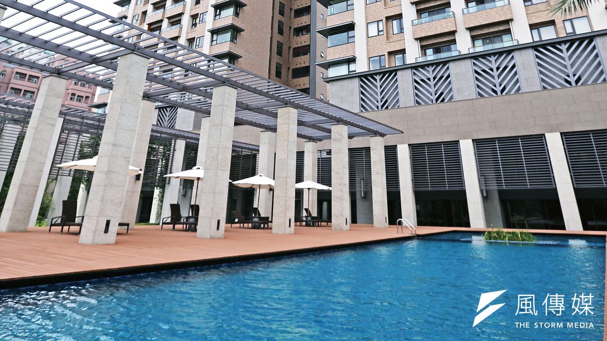 想買大型社區的買家,可先衡量買房金額中占據一定比例的公設,如健身房、游泳池等,是否真的符合自己需求。(林瑞慶攝) 想買大型社區的買家,可先衡量買房金額中占據一定比例的公設,如健身房、游泳池等,是否真的符合自己需求。(林瑞慶攝)