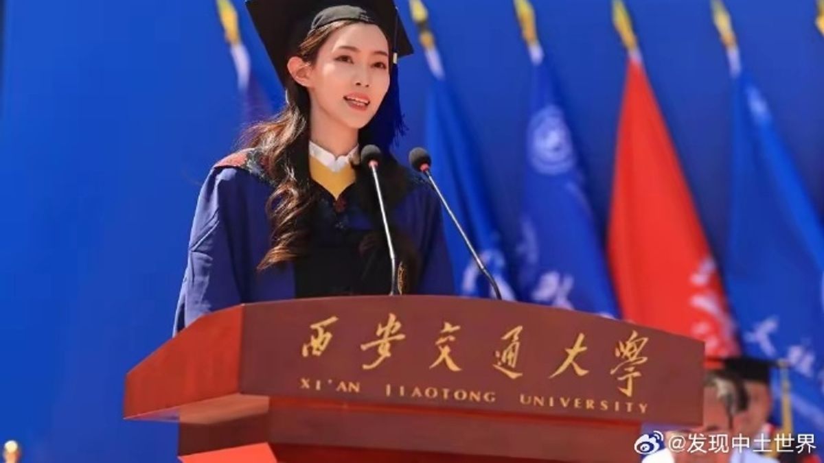 西安交大核物理專業碩士畢業生李藝飛,在畢業演講上說著要「扎根大西北荒漠,為祖國做貢獻」,轉頭就加入了國家國防科技工業西北核安全中心。(取自微博) 西安交大核物理專業碩士畢業生李藝飛,在畢業演講上說著要「扎根大西北荒漠,為祖國做貢獻」,轉頭就加入了國家國防科技工業西北核安全中心。(取自微博)