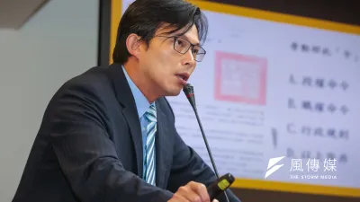 針對洪慈庸上周對議事錄的提案,吳玉琴表示,她詢問立院議事處,提案由立院各委員會自主處理,她未接受以黨團名義提案,提案應由衛環委員會提案。對此黃國昌表示只有「震驚」跟「荒謬」。(資料照,顏麟宇攝)