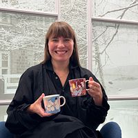 「ムーミン アラビア」デザインヘッドのアンニカ・ティックル氏が、ムーミン誕生80周年記念コレクションへの思いや日本・台湾へのメッセージを語った。(撮影 黃信維) 「ムーミン アラビア」デザインヘッドのアンニカ・ティックル氏が、ムーミン誕生80周年記念コレクションへの思いや日本・台湾へのメッセージを語った。(撮影 黃信維)