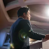 賴清德総統が「団結国家第二講」を発表。中華民國派と台湾派の8割の民意を用いて、選挙と罷免によって「雑質を除去する」と述べた。(賴清德フェイスブックより) 賴清德総統が「団結国家第二講」を発表。中華民國派と台湾派の8割の民意を用いて、選挙と罷免によって「雑質を除去する」と述べた。(賴清德フェイスブックより)