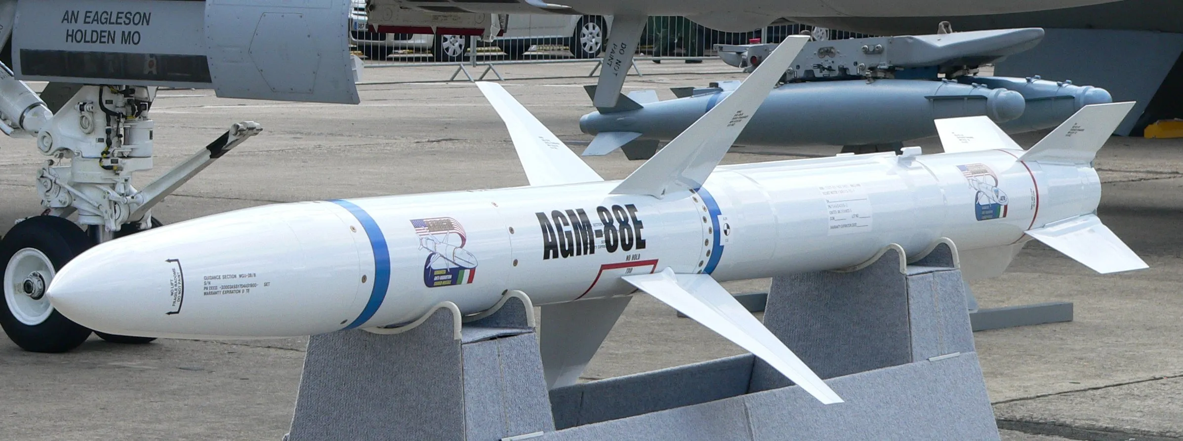 AGM-88E HARM飛彈（取自維基百科，David Monniaux 攝／CC BY 4.0）