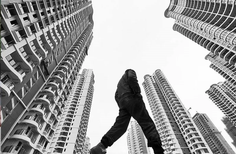 中國房地產牛市20年，也積累巨大的泡沫。