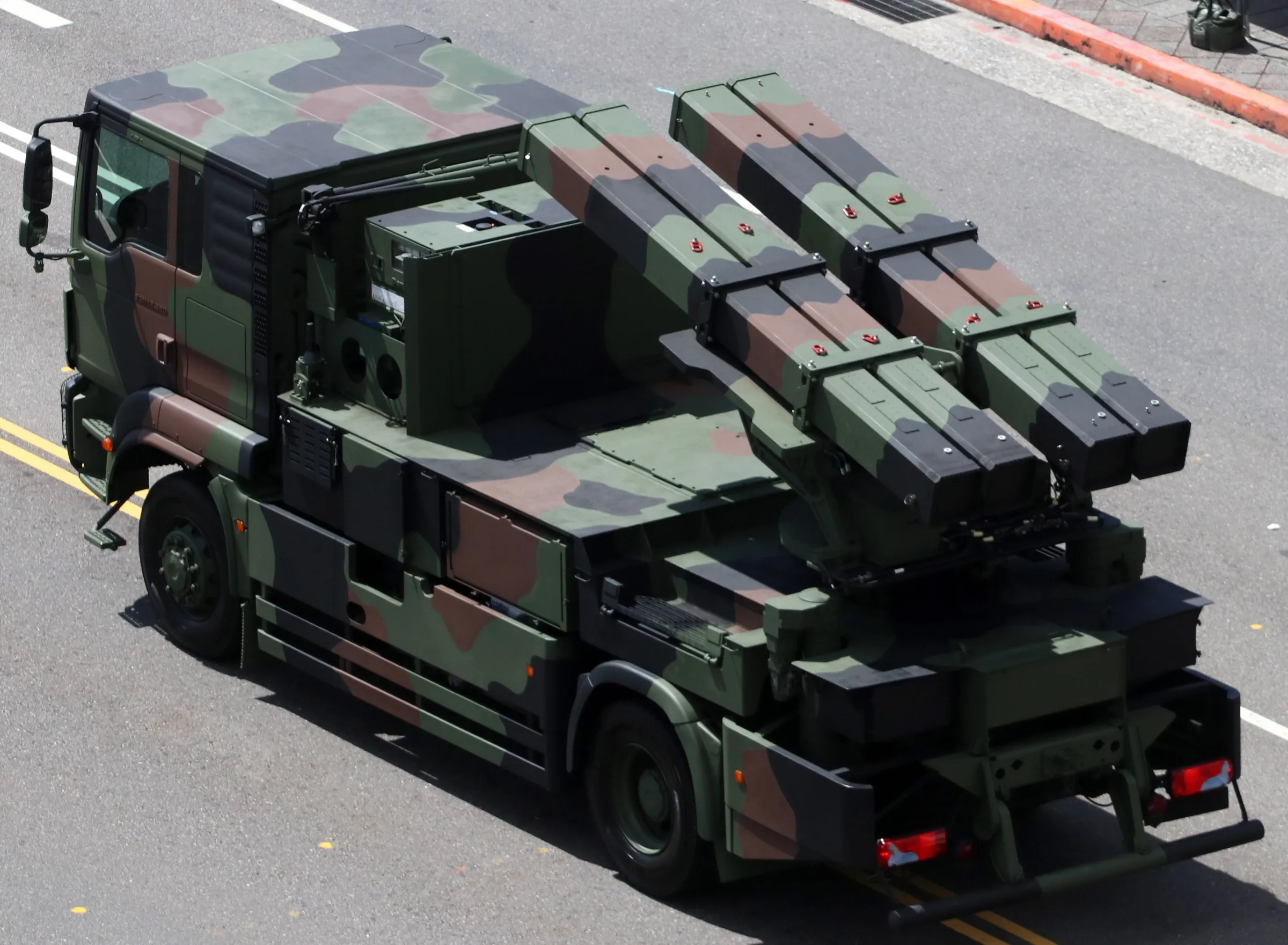 20220513-國軍近年陸續有像海劍二、陸射劍二（見圖）等具區域或野戰防空意義的飛彈服役相，但其中存在相對應汰換關係，部分老舊飛彈作需更新或補強。（蘇仲泓攝）