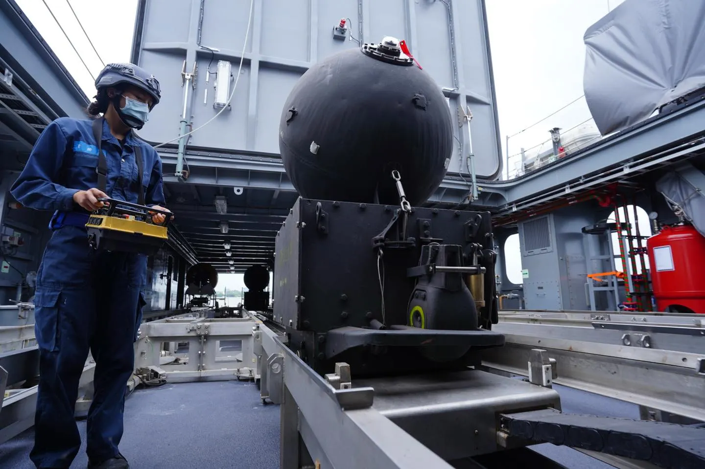 20220606-海軍第一布雷艇中隊就水雷装載実施訓練。（取自中華民国海軍フェイスブック）