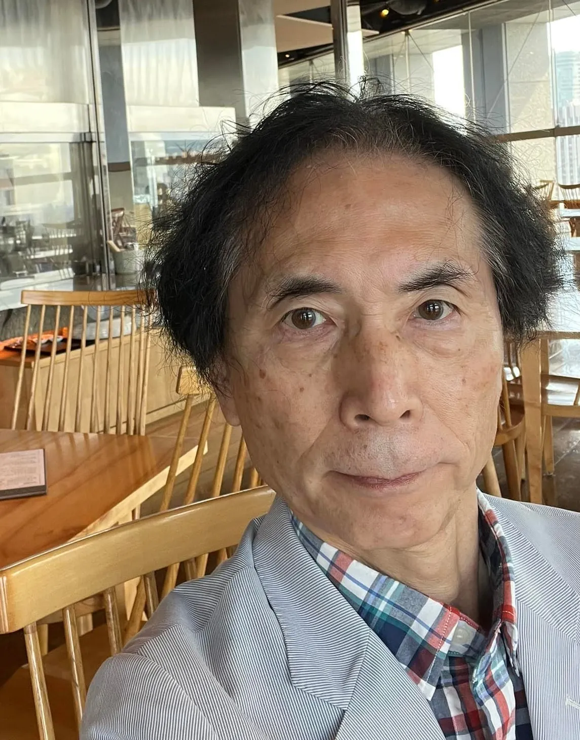 小笠原欣幸（小笠原フェイスブックより）