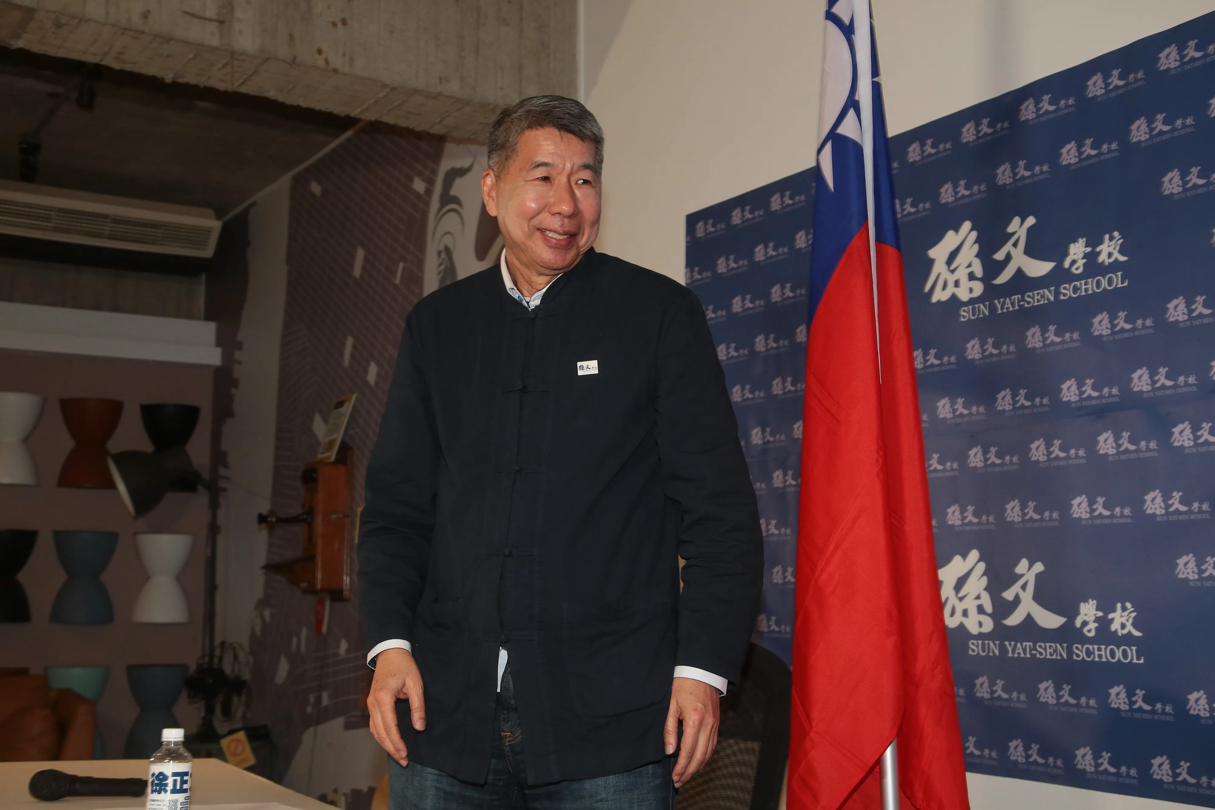 20230111-孫文学校総校長張亞中11日、「国民党総統候補ノミネート選挙に参加」記者会見を開催