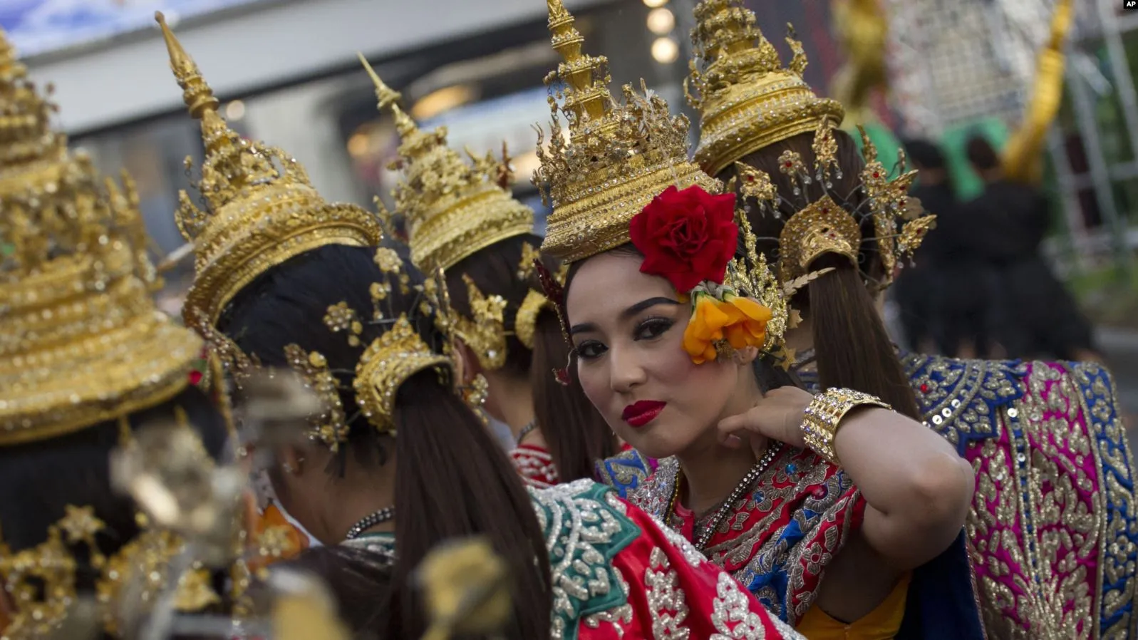 Thailand's tourism and export engines have lost momentum, leaving the country among the Asian economies economists consider most at risk of following Japan into long term stagnation. (AP)