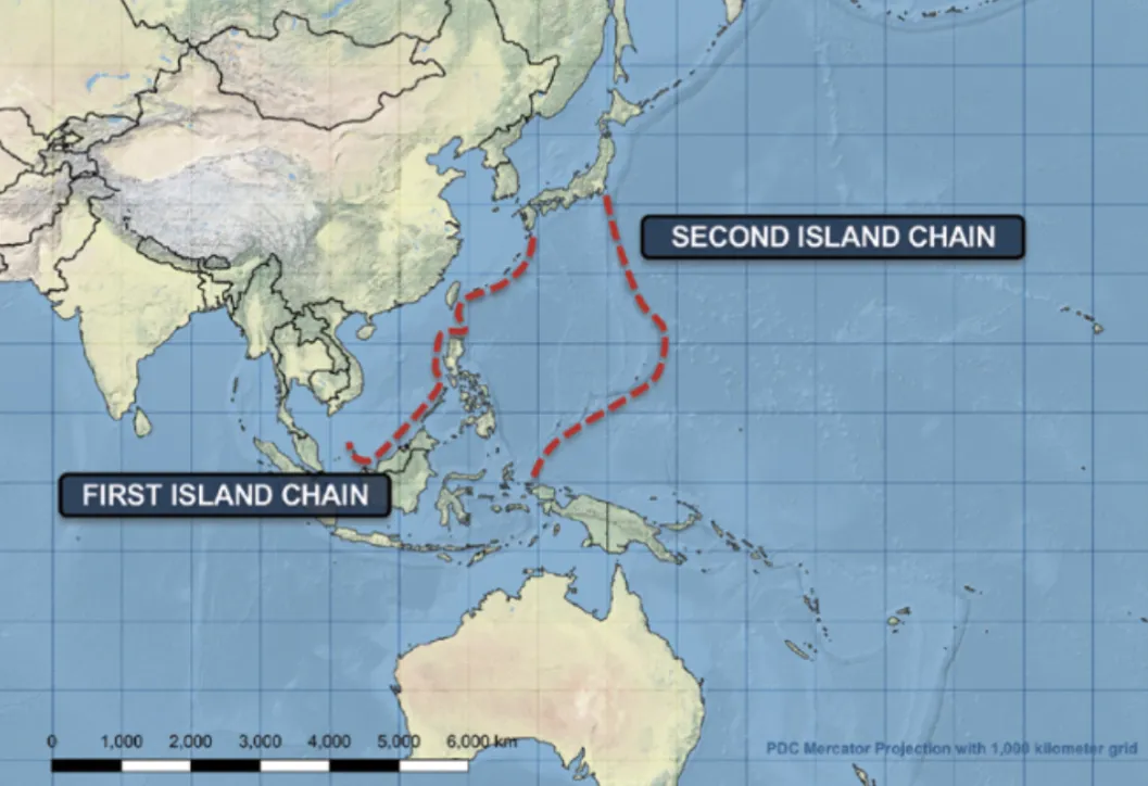 戰略與預算評估中心（CSBA）的《火力環》（Rings of Fire: A Conventional Missile Strategy for a Post-INF Treaty World）評估報告中的第一島鏈、第二島鏈示意圖。（翻攝官網）