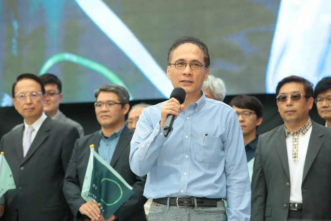 蔡英文全国競選总部成立、前財務部長林全の演説。（蔡耀徵撮影）