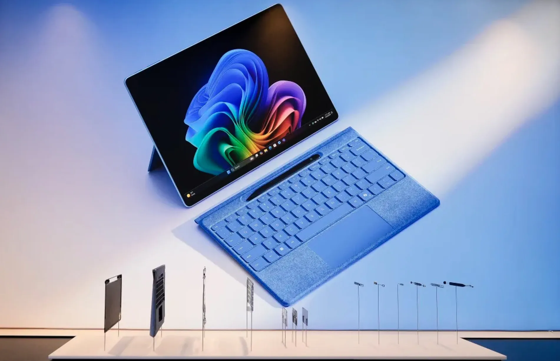 微軟上個月發布了主打AI算力的個人電腦，更在Windows中直接內置AI生成工具。（美聯社）