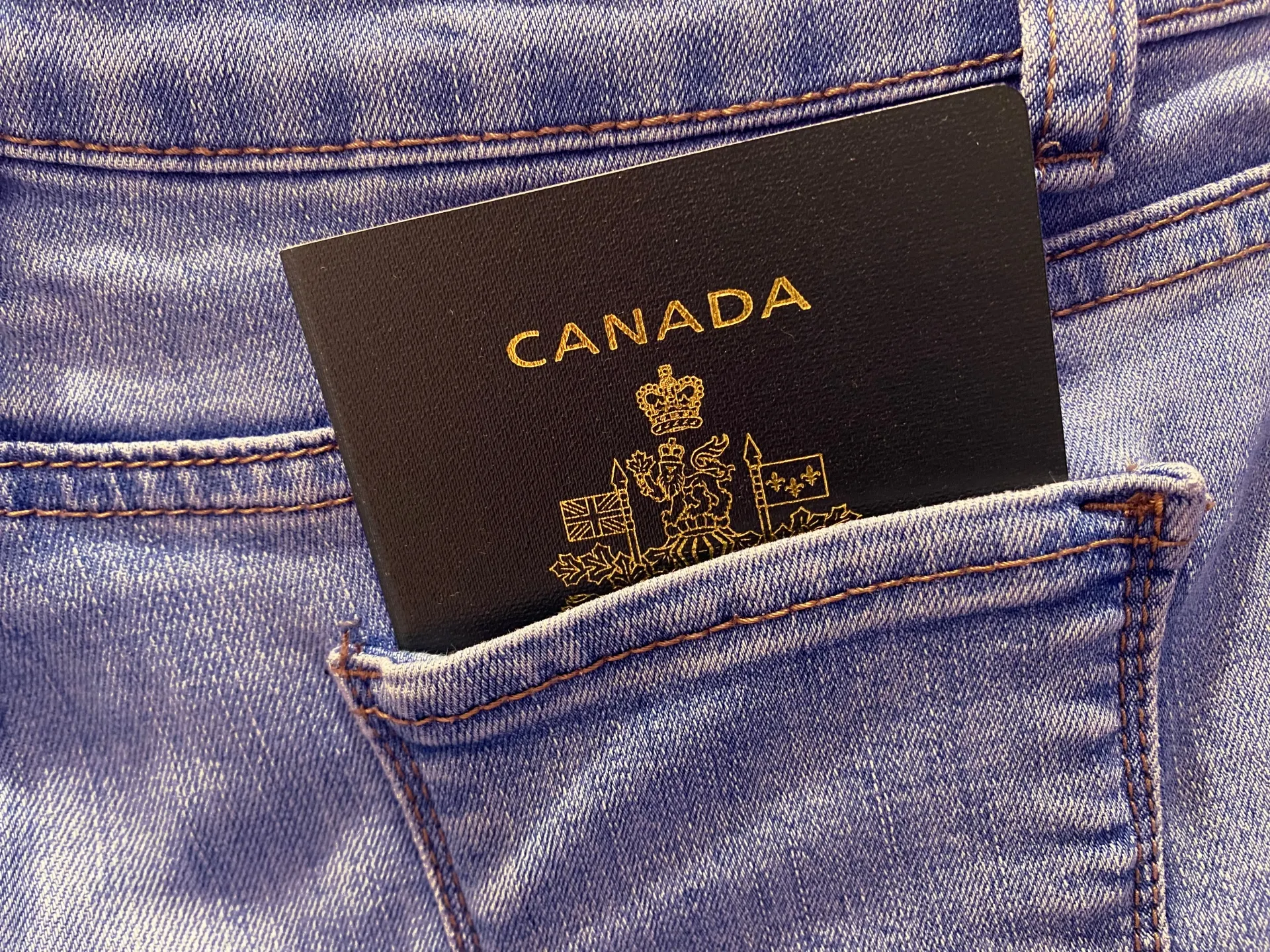 加拿大護照。（PhotoAC）