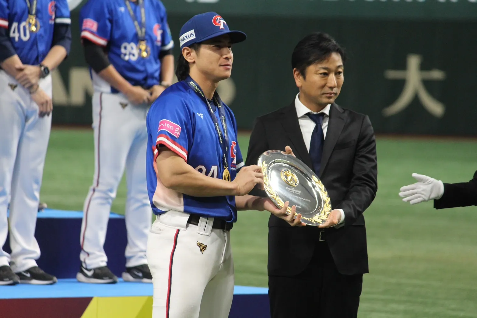世界棒球12強決賽，台灣戰勝日本奪冠，為中華隊創造歷史性勝利，中華隊隊長陳傑憲獲選為賽事MVP。（黃信維攝）