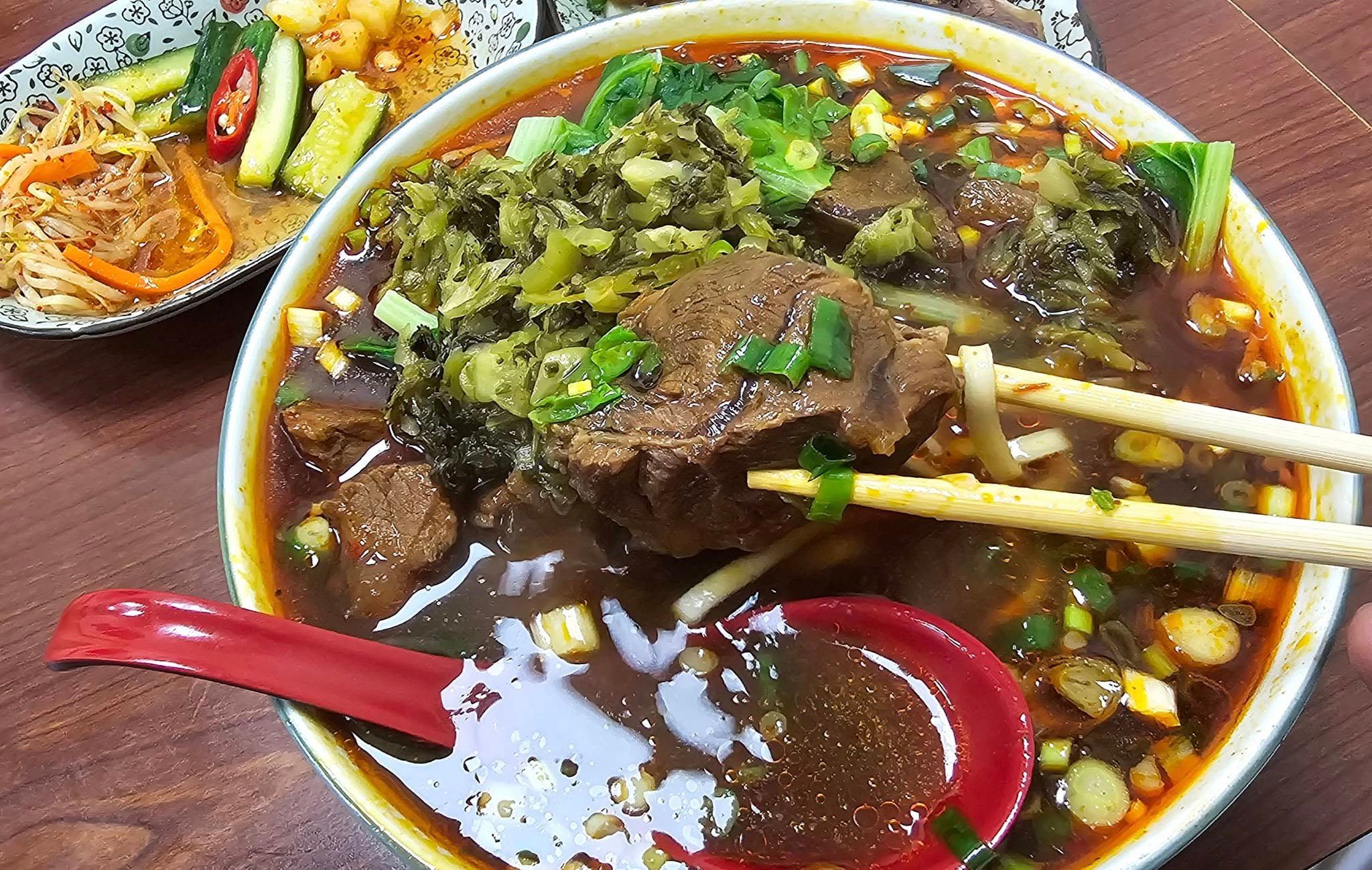 忠台北牛肉麵推薦：忠誠牛肉麵（圖／取自忠誠牛肉麵臉書）