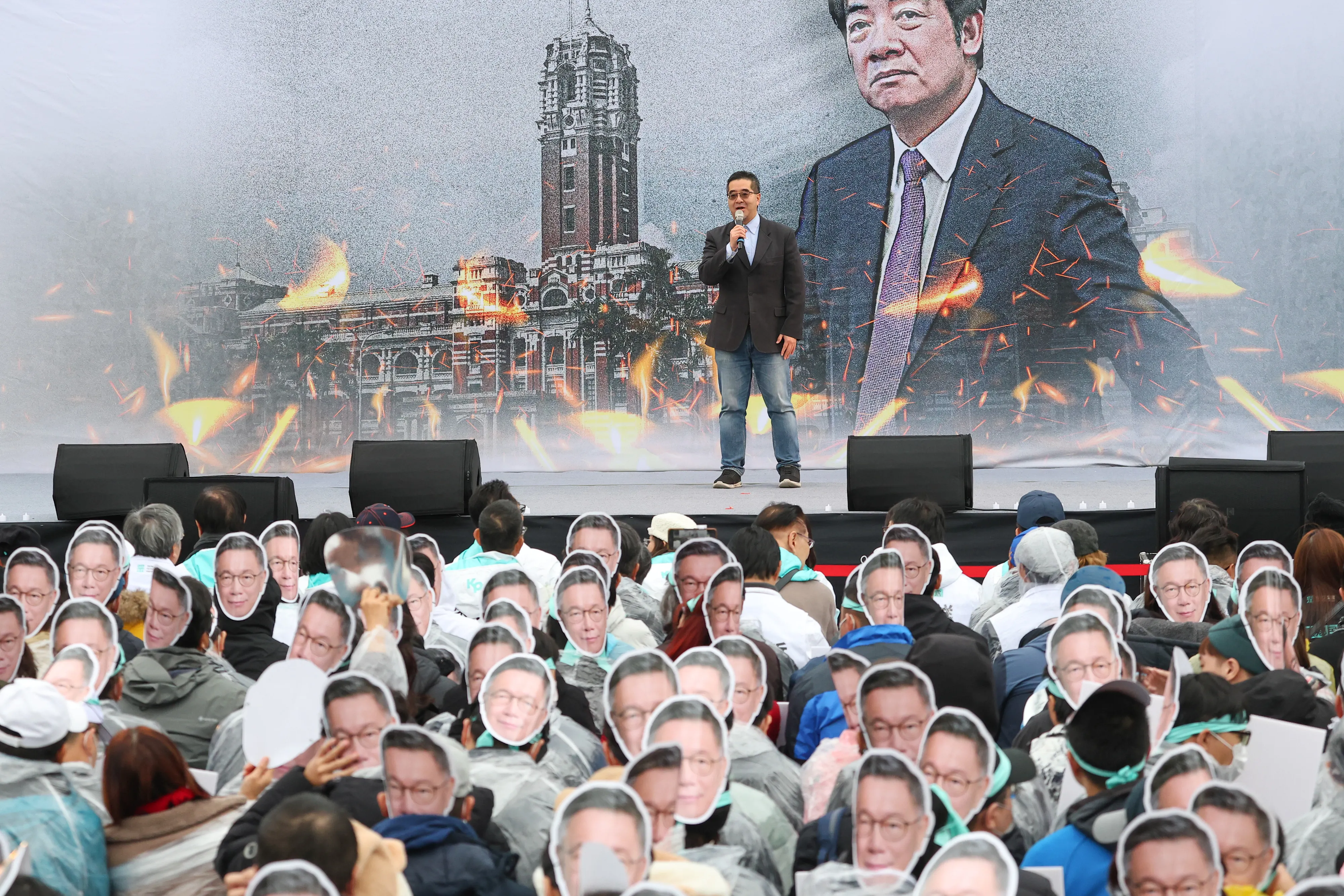 2025年1月11日、馬英九基金会執行長の蕭旭岑が人民党主催の「111反緑色威権、司法正義を求める」集会に参加。（顔麟宇撮影）