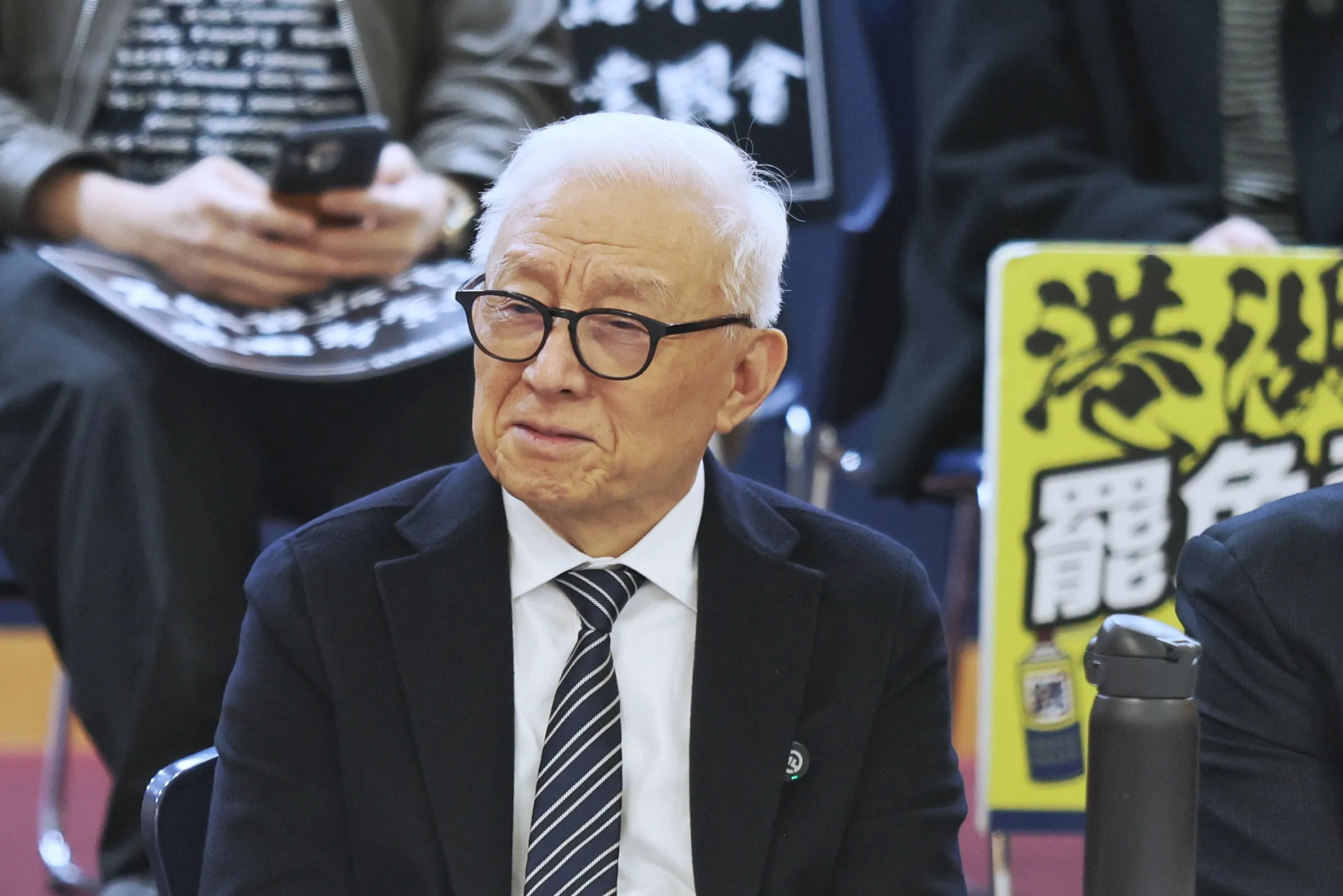 20250305-聯電創辦人曹興誠5日出席反共護台聯盟舉行的「全台大罷免─反對政治詐騙、找回專業國會」記者會。（柯承惠攝）