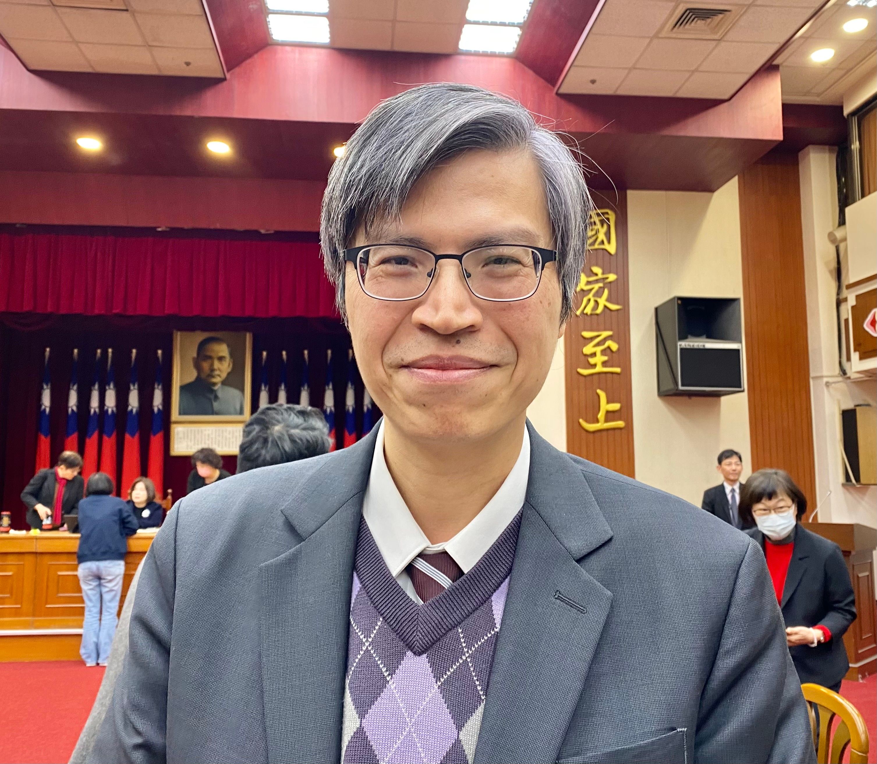 司法院民事廳廳長林俊廷19日出席「債務人保險契約價值的強制執行爭議（俗稱保單抵債）保險法該怎麼修？」公聽會。（陳怡慈攝）
