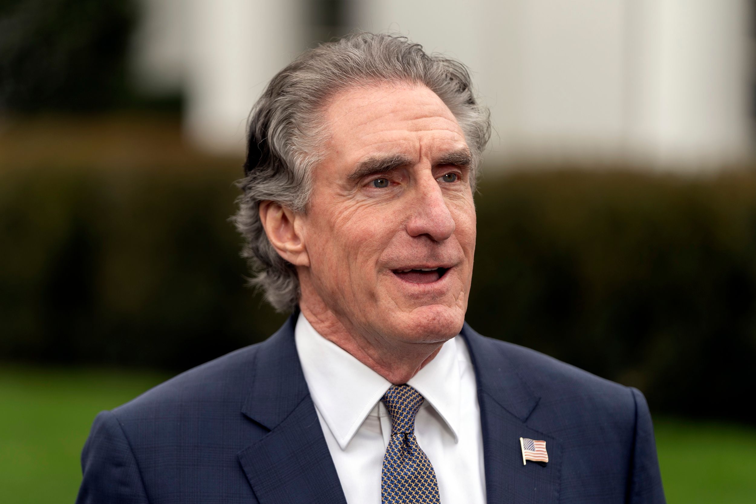 美國內政部長柏根（Doug Burgum）。（美聯社）