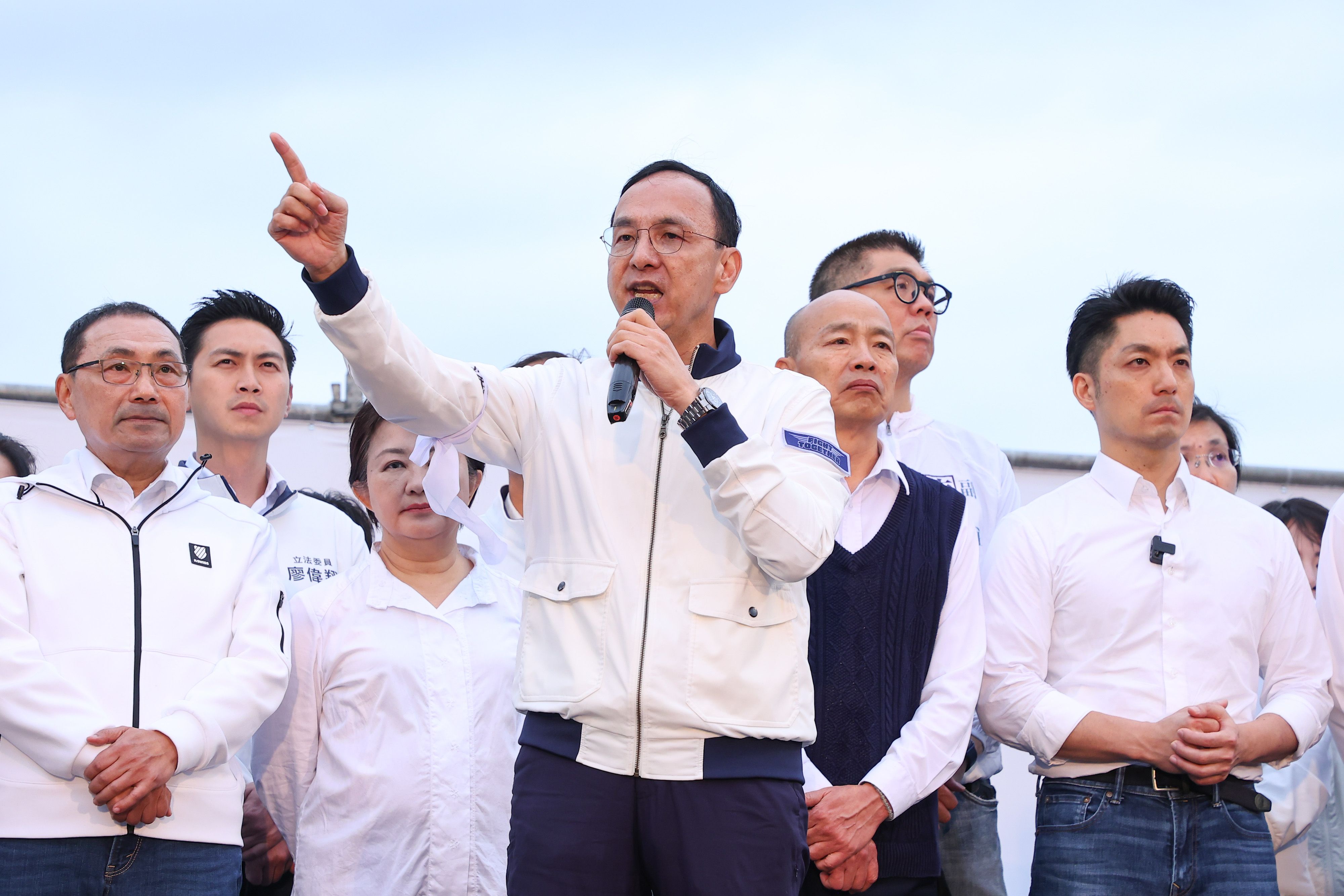 20250426-國民黨主席朱立倫26日出席「反綠共，戰獨裁」活動。（顏麟宇攝）