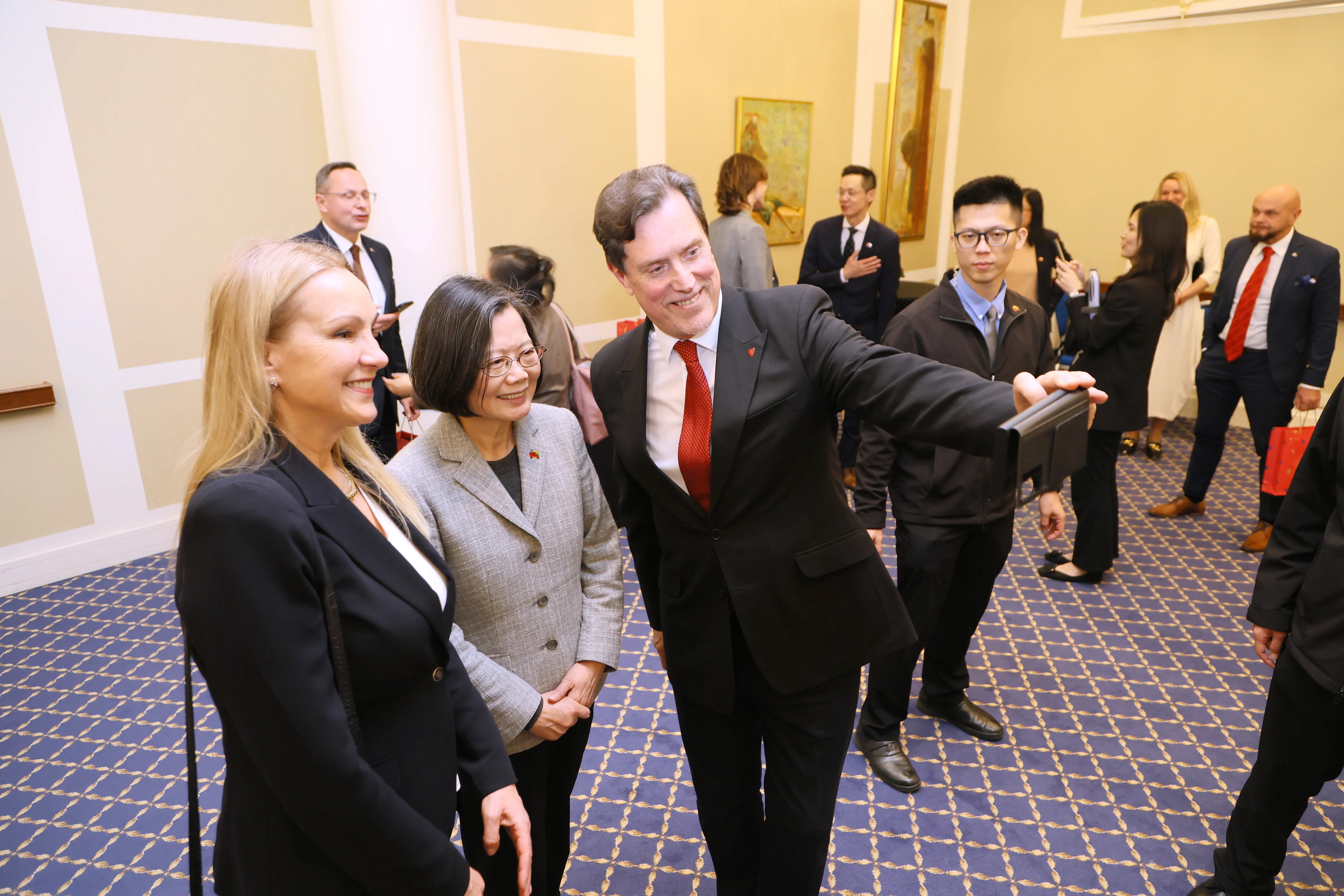 20250512-前總統蔡英文赴歐洲立陶宛訪問。（蔡英文辦公室提供）