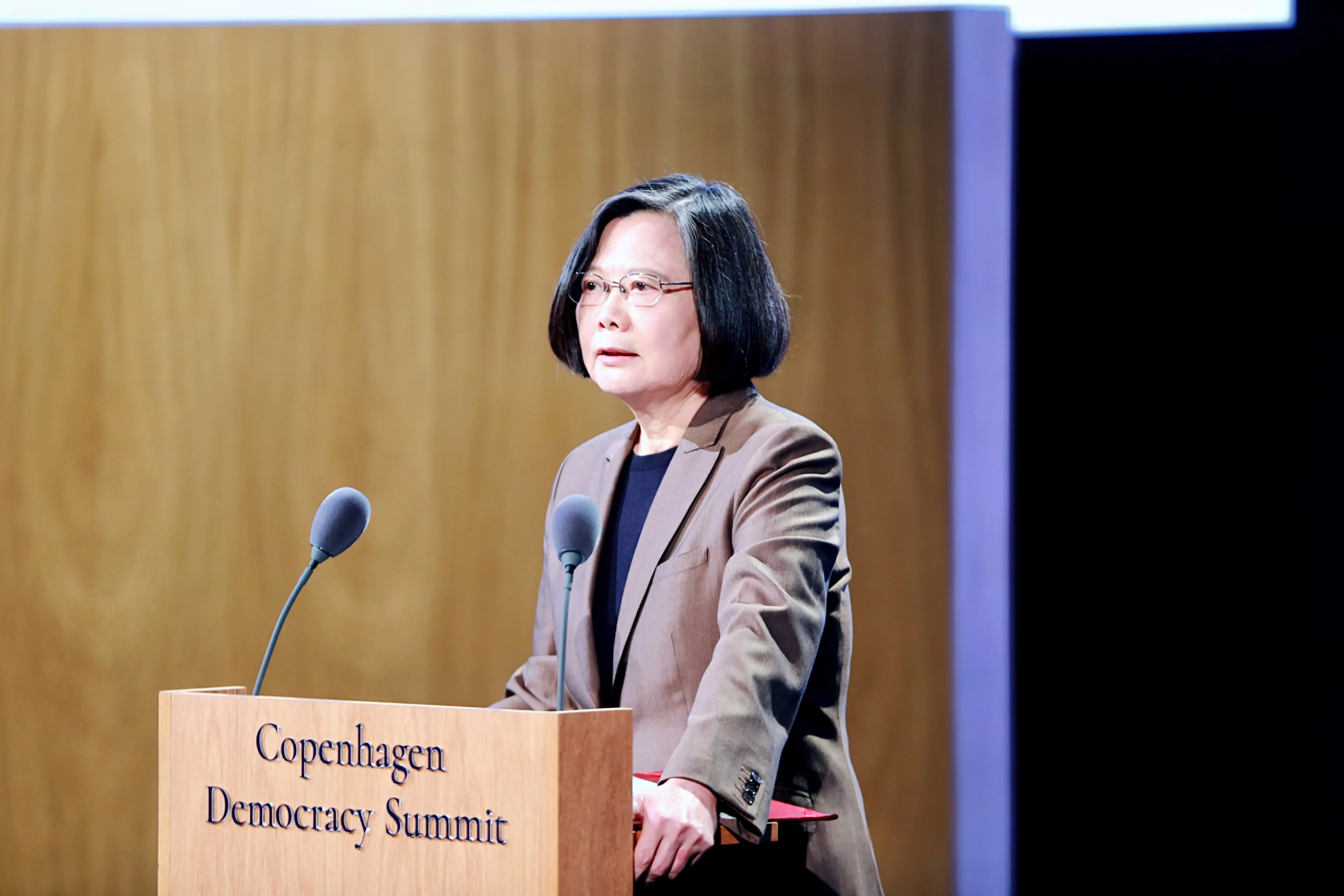 20250514-前總統蔡英文13日在「哥本哈根民主高峰會」上發表演說。（蔡英文辦公室提供）