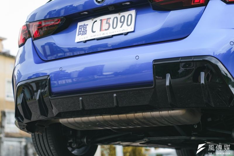 BMW008.jpg