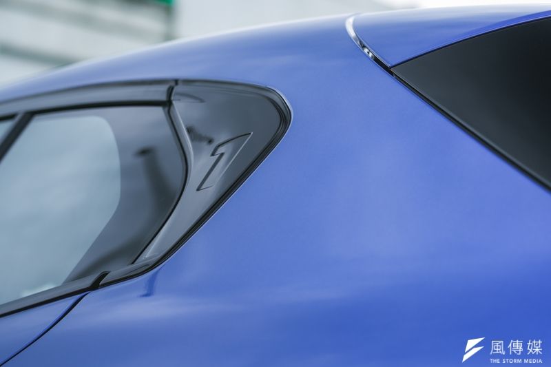 BMW006.jpg