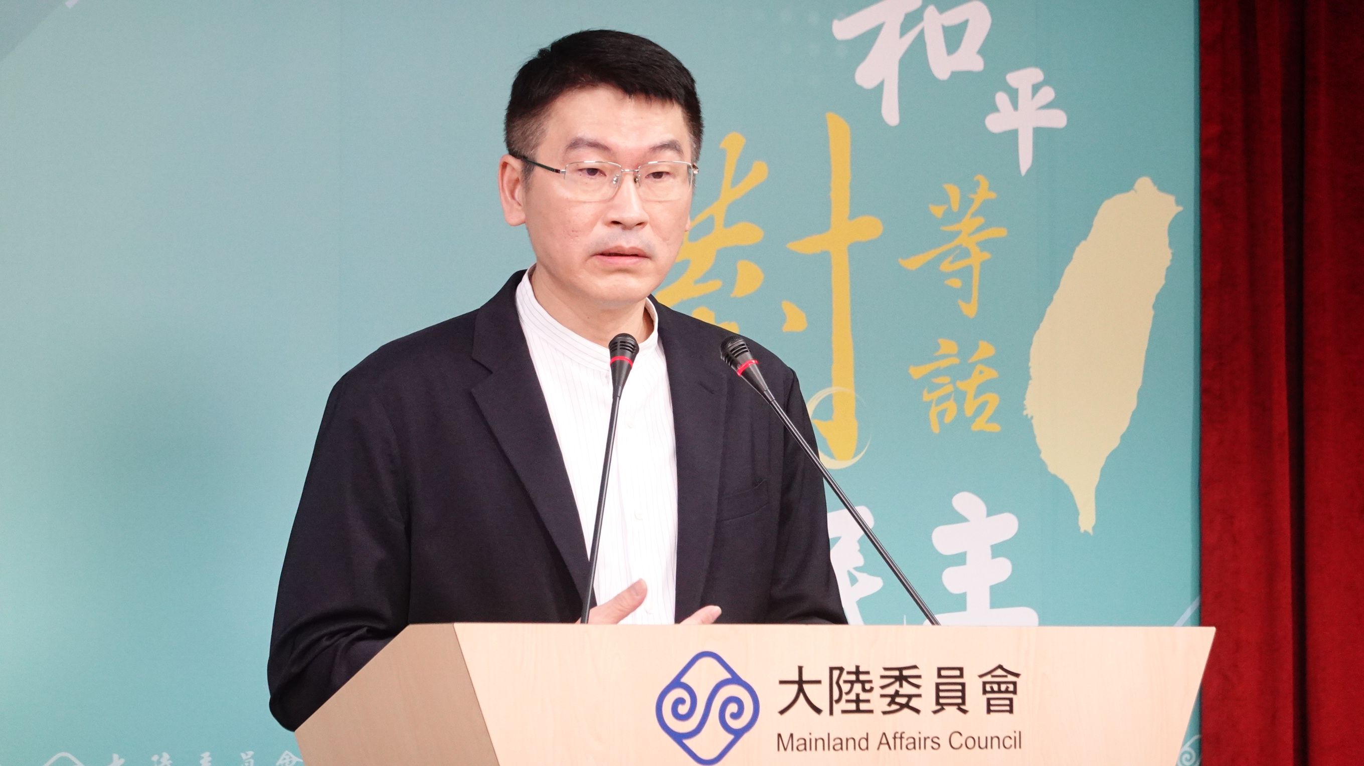 陸委會副主委梁文傑6月5日主持例行記者會。（楊騰凱攝）