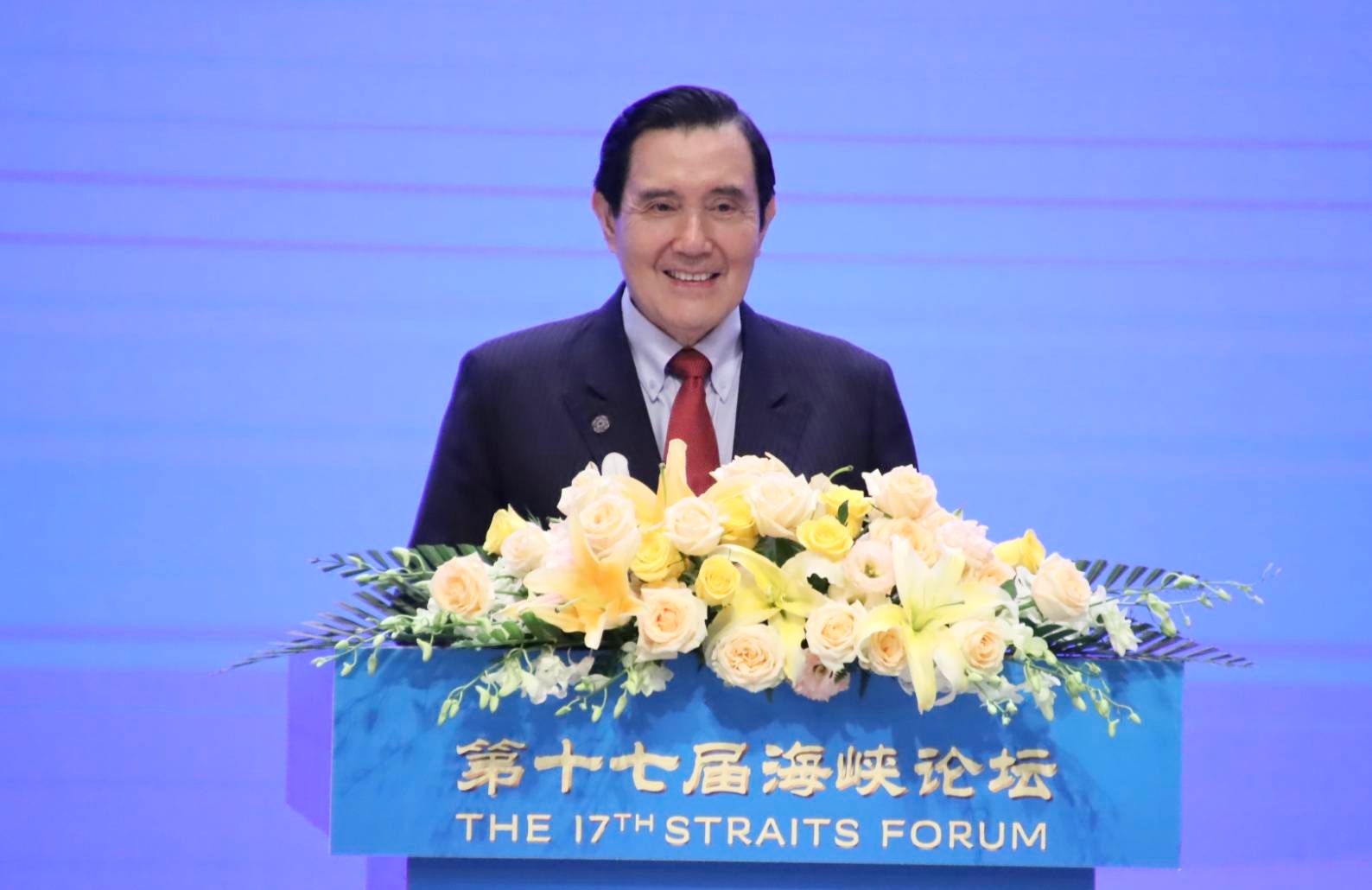 馬英九訪陸出席海峽論壇，並與大陸政協主席王滬寧見面。（馬英九辦公室提供）