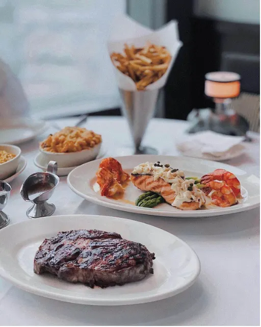 台北情人節餐廳推薦：莫爾頓牛排館 Morton's The Steakhouse（圖／取自IG @hirobork）