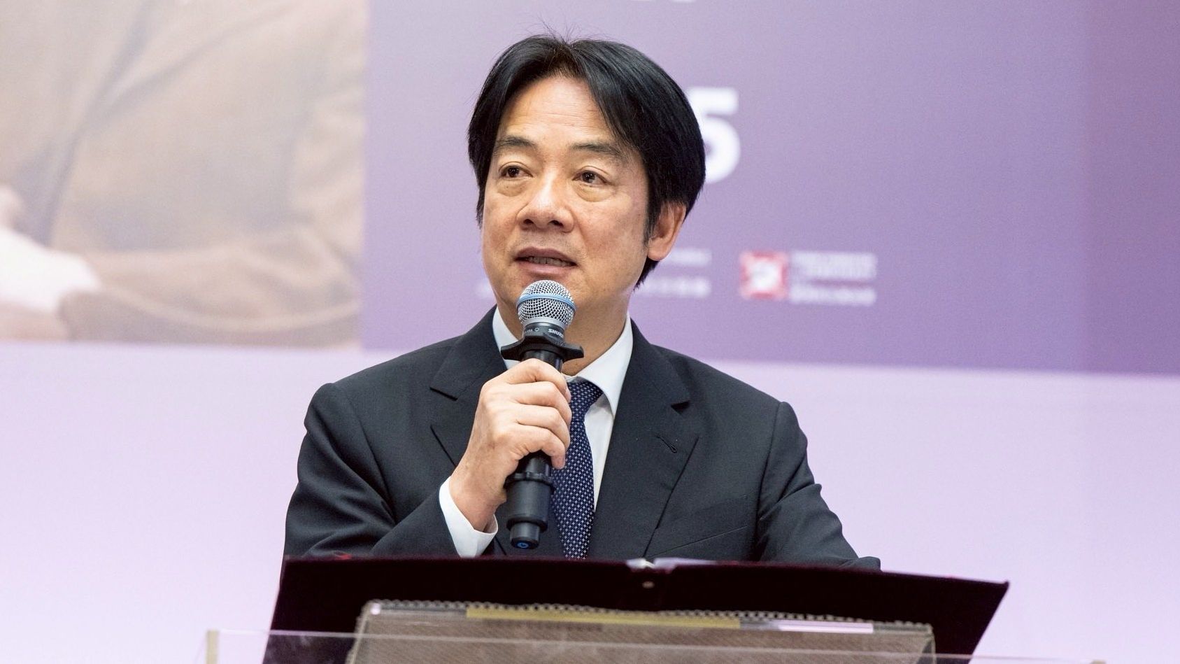 吳子嘉認為「賴清德幫沈伯洋背書」代表後者已成大罷免破口。（圖／翻攝自Facebook／賴清德）