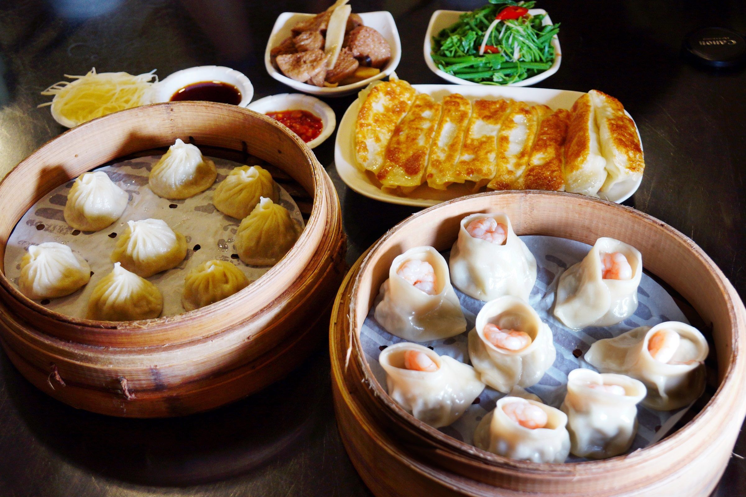 中正紀念堂週邊有許多美食可以享用。（圖／臺北市政府觀傳局提供）
