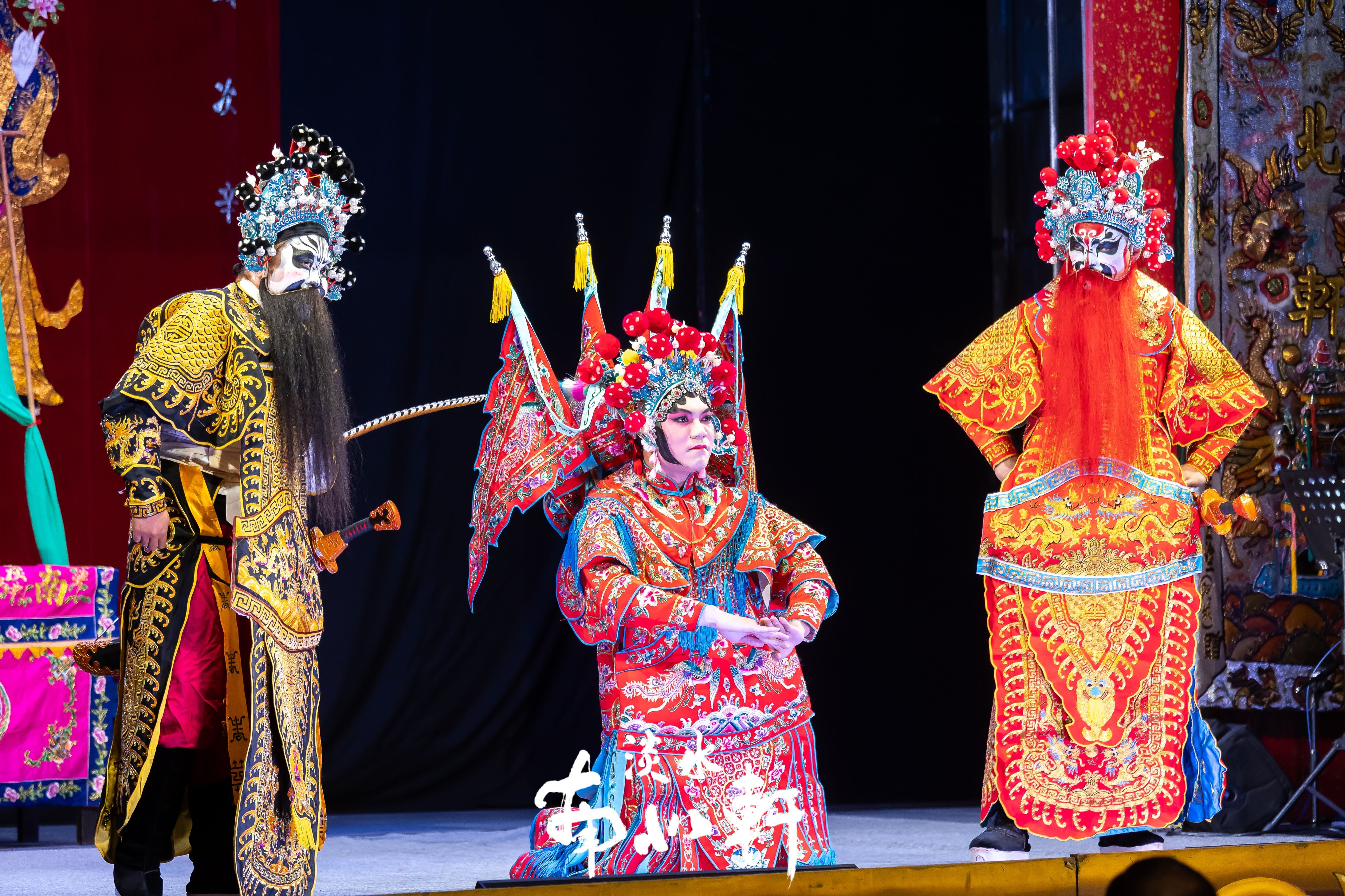 第8屆新北文化獎得獎團體「淡水南北軒」既保存百年來文化傳統又吸引在地年輕人參與民俗活動。(圖/新北市政府文化局)