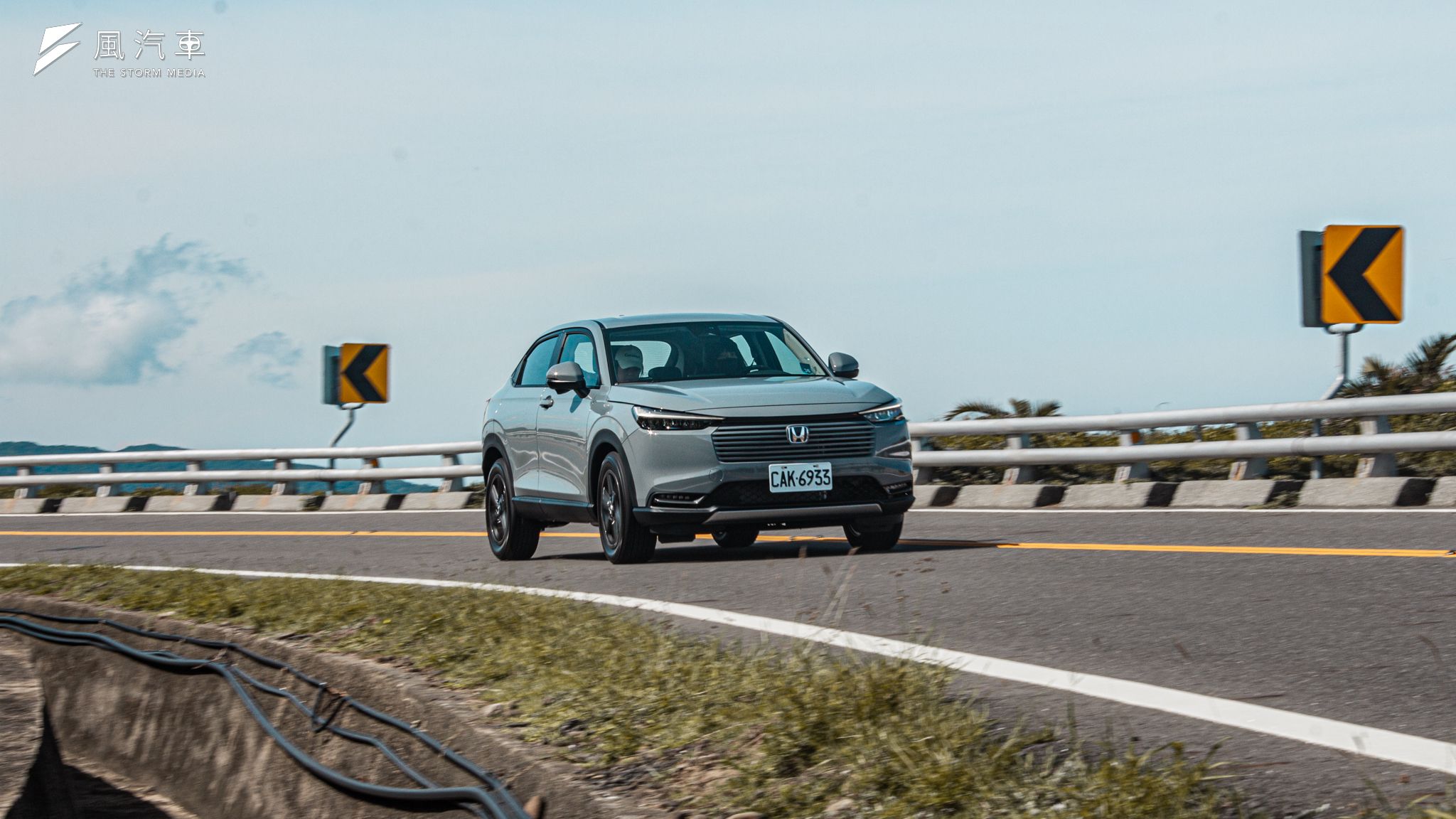 Honda HR-V e:HEV 雖然車種比汽油車行增加100公斤，但強大的扭力輸出卻不讓人感受到重量增加。