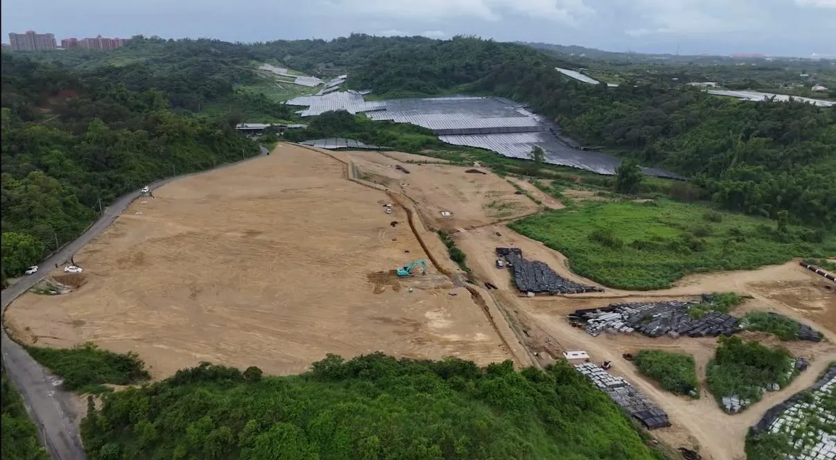 和山光電案場空拍。（取自柯志恩臉書粉專）