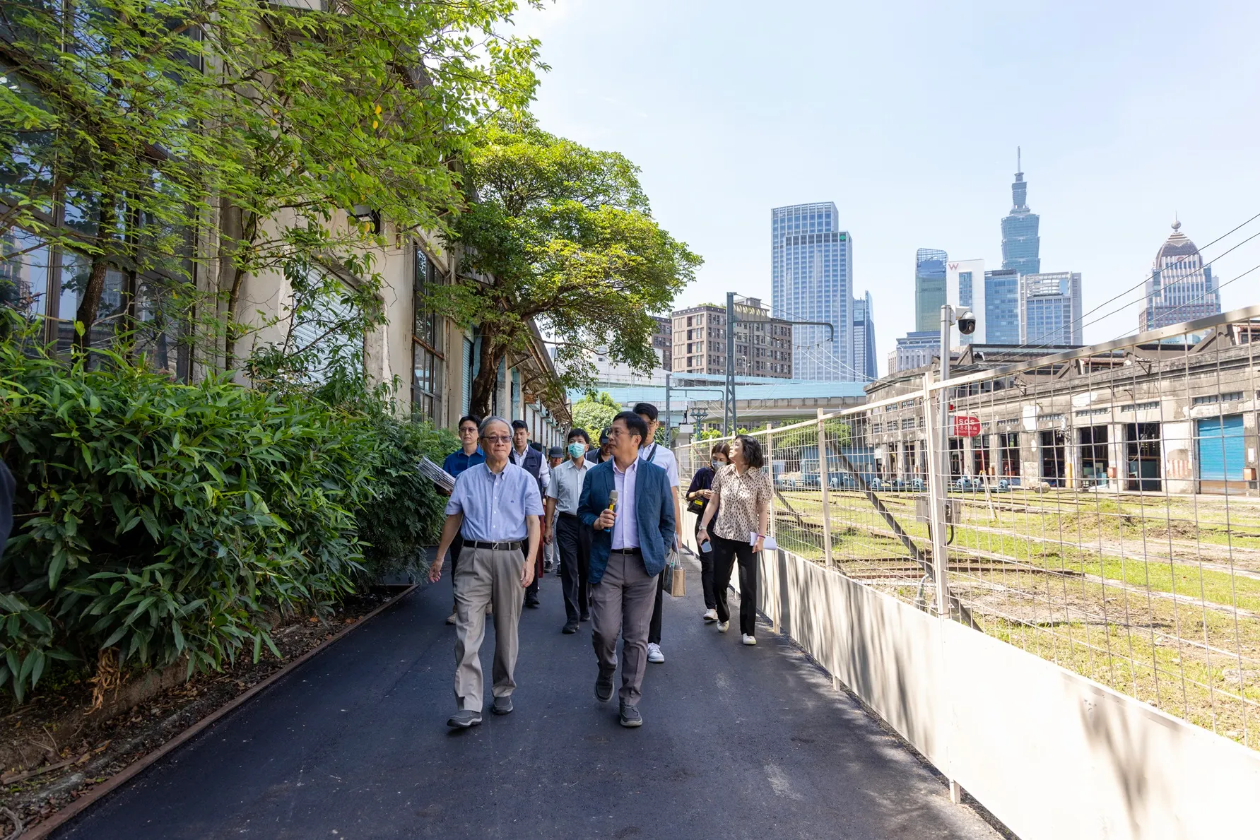 貫穿國家鐵道博物館園區長達335公尺的南北通道，將併隨第一階段開館開放行人通行。