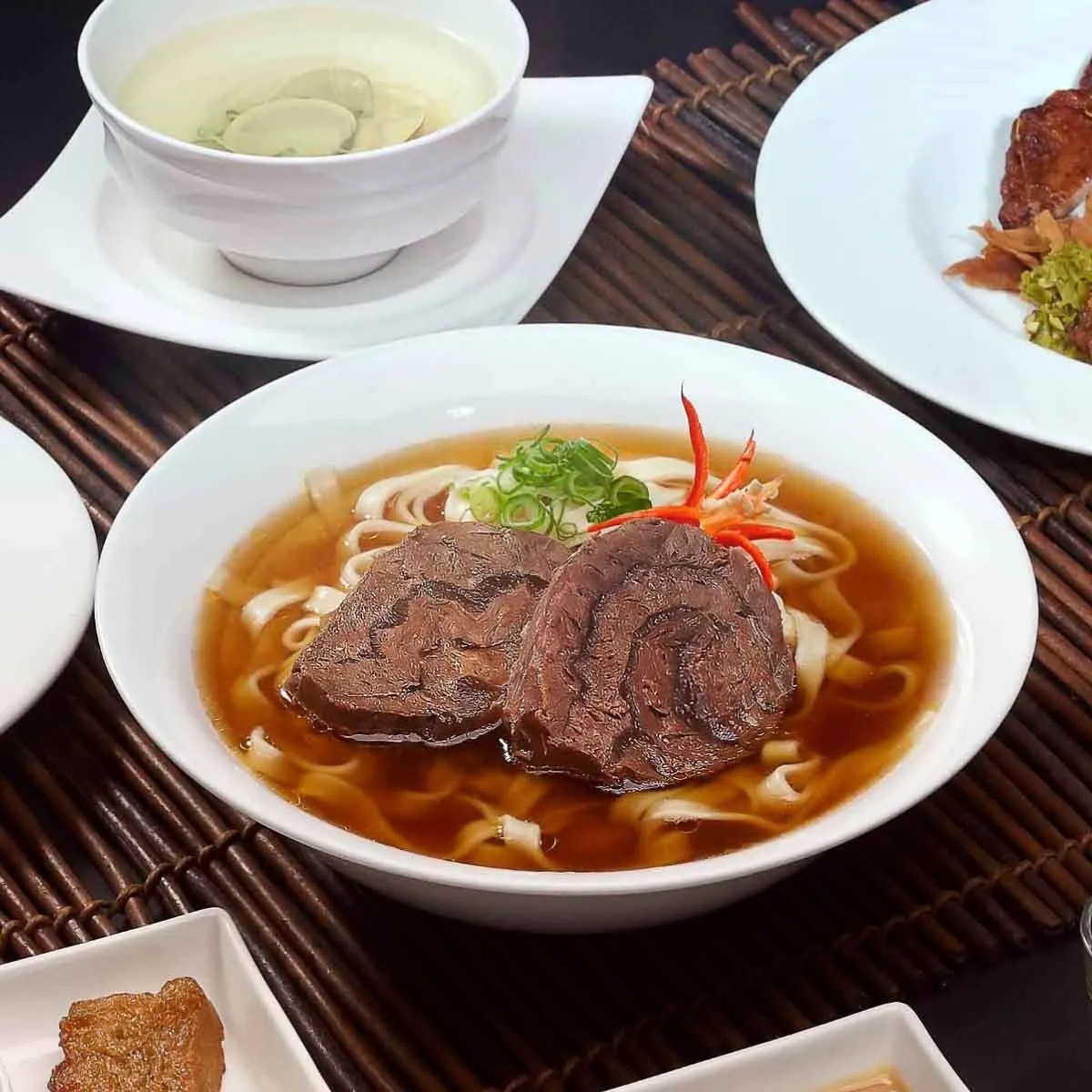 雙北牛肉麵推薦：天下三絕麵食館（圖／取自天下三絕麵食館臉書粉專）