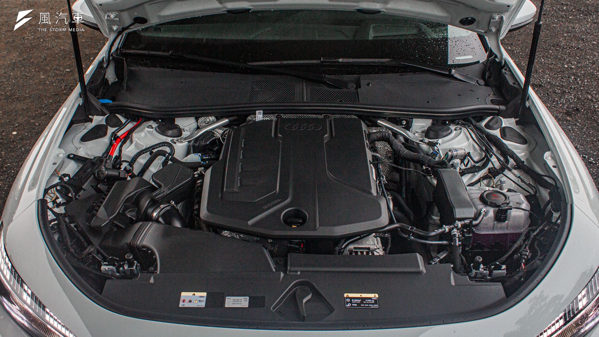 本次試駕的 AudiA5 為 TFSI 110kW的動力規格，引擎樣式與 150kW 皆為 EA888 EVO4。