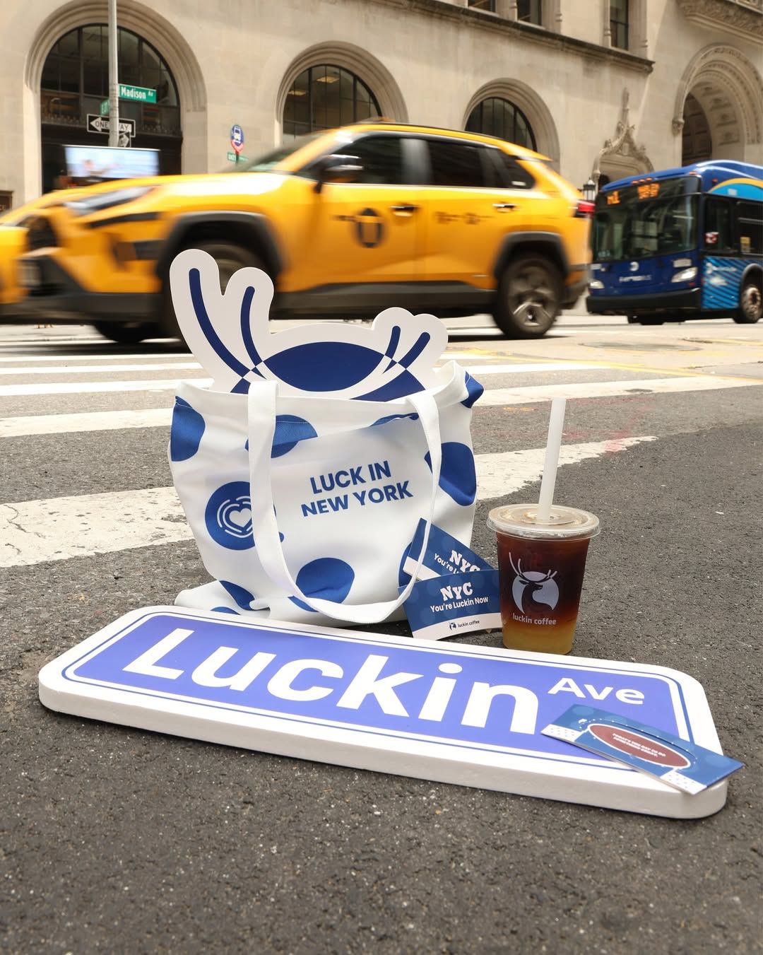 中國知名咖啡連鎖品牌瑞幸（Luckin Coffee）進軍美國紐約。（翻攝自官方IG粉專）