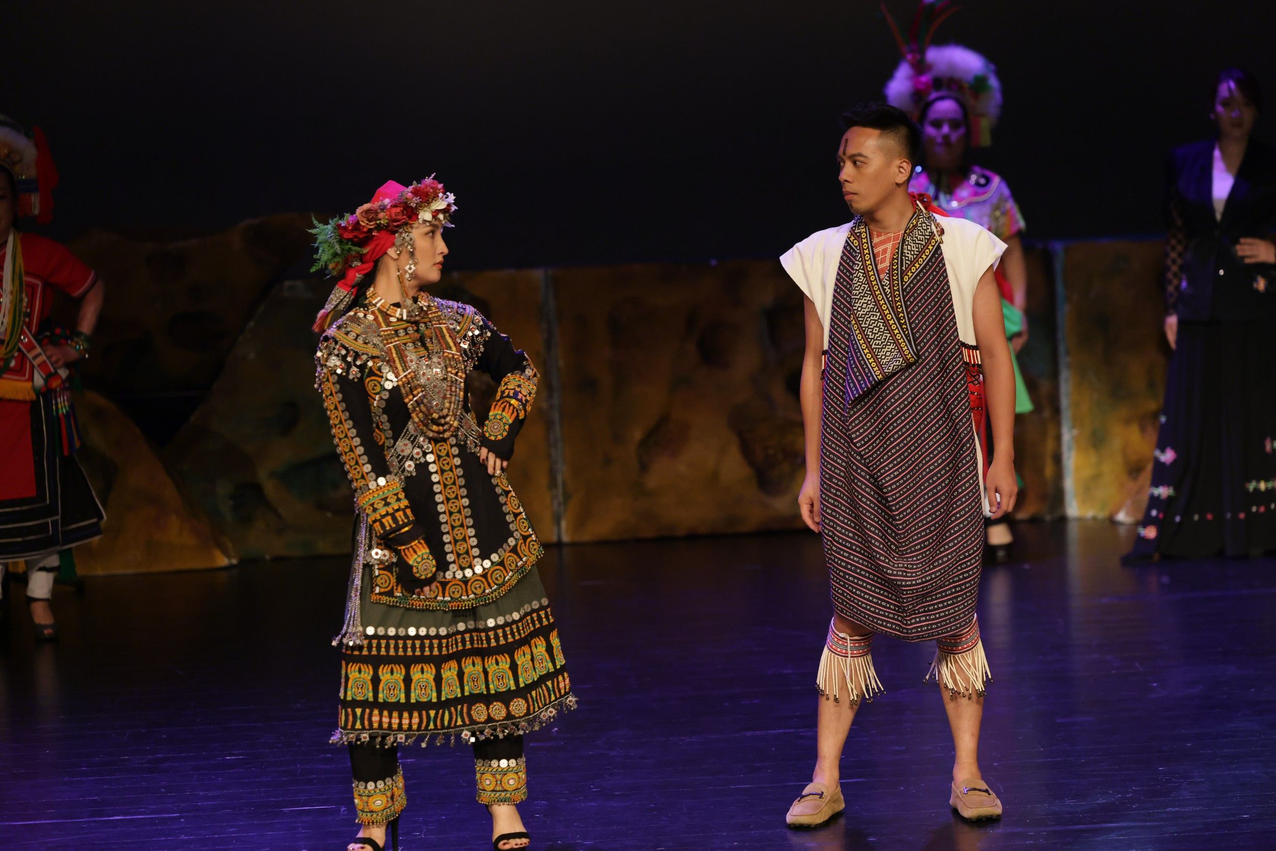 馬見Lahuy‧Ipin議員與美麗妻子受邀演出，廣受好評。(圖/新北市原民局提供)